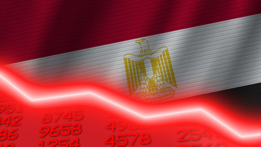أزمات مالية ونقدية متلاحقة في مصر…ولكن لا خوف من أزمة سيولة في المصارف