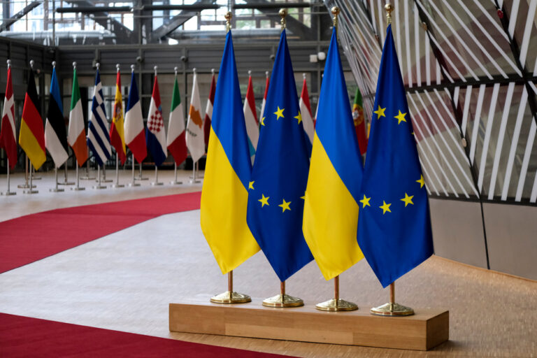 بروكسل تقترح إعفاء القطريين والكويتيين من تأشيرة دخول الاتحاد الأوروبي