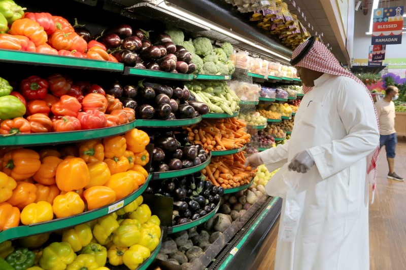 التضخم السنوي في السعودية يرتفع الى 2.2% خلال مايو