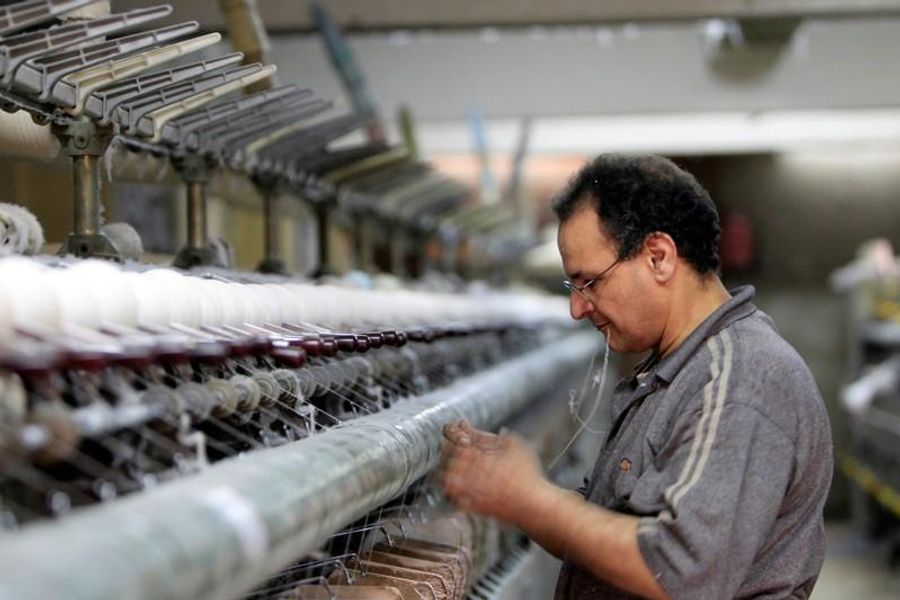 Egypt’s manufacturing, extractive industries index grows 6.56%