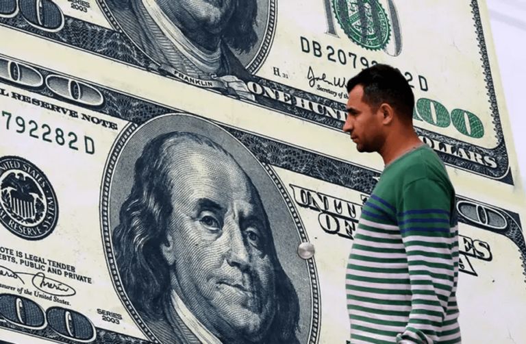 Egypt's pound near lowest level against dollar since 2016