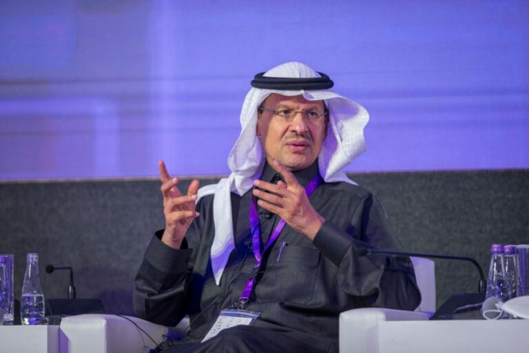 السعودية تؤكد استمرار تحركات "أوبك +" الاستباقية في سوق النفط