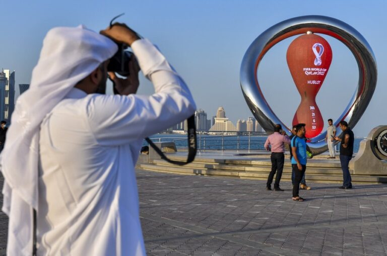 ارتفاع حجوزات التذاكر من الإمارات إلى قطر خلال فترة كأس العالم بمعدل مئة ضعف