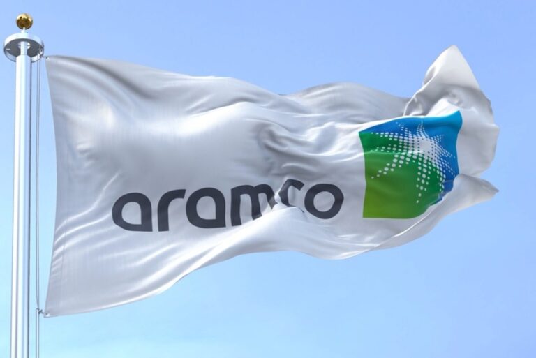 Saudi Aramco, China sign $12.2 bn oil refinery deal