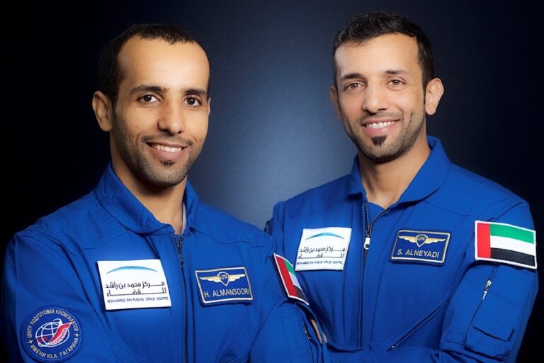 رائد الفضاء الإماراتي هزاع المنصوري علامة فارقة أخرى في مهمة الفضاء العربية