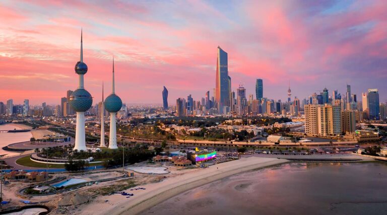 Kuwait reports first budget surplus in 9 years