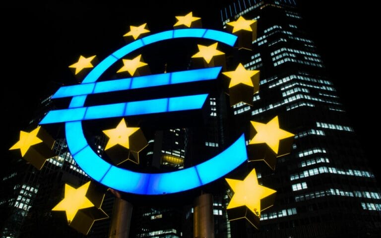 The ECB raises interest rates to the highest rate in its history