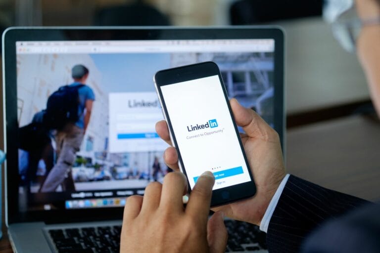 Effective use of LinkedIn for business leaders