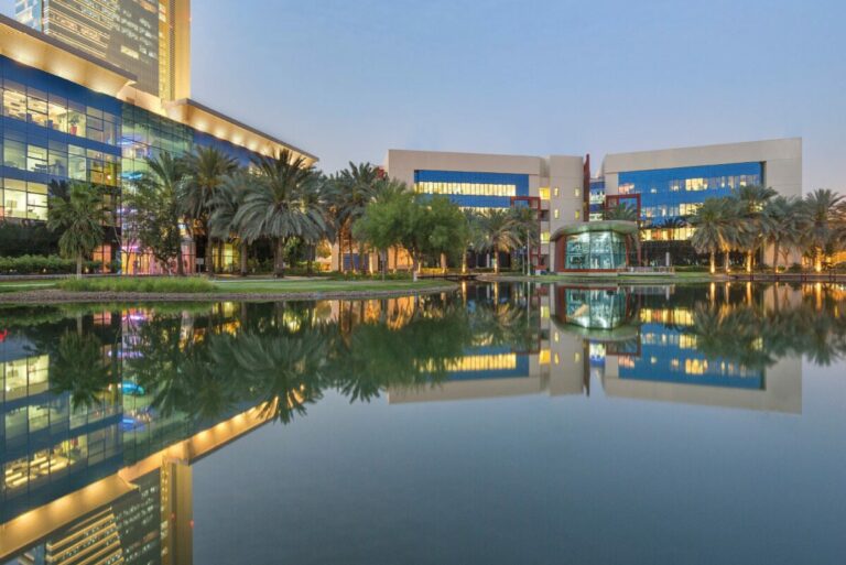 بلغت 13 في المئة.. ازدهار القطاع العقاري في دبي يقود الزيادة في أرباح تيكوم النصفية