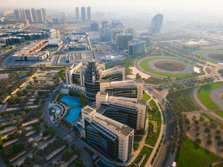 Dubai Silicon Oasis installs AI powered sidewalks