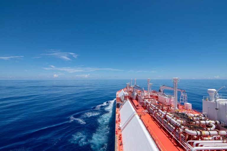 Kuwait is Qatar's primary supplier of ship fuel