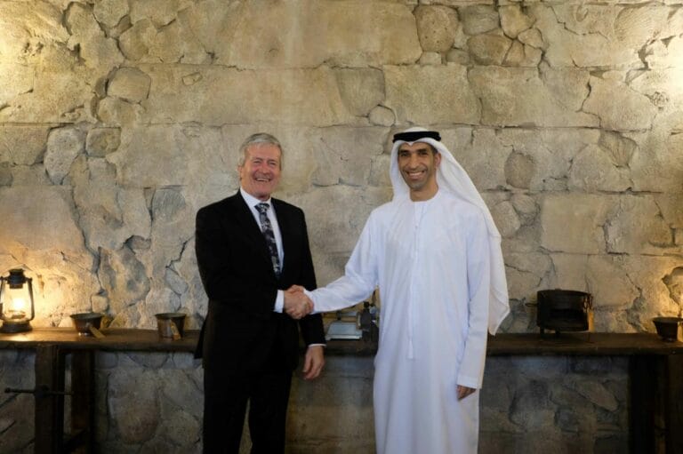 الإمارات ونيوزيلندا تستكشفان إمكانية اتفاقية شراكة اقتصادية شاملة