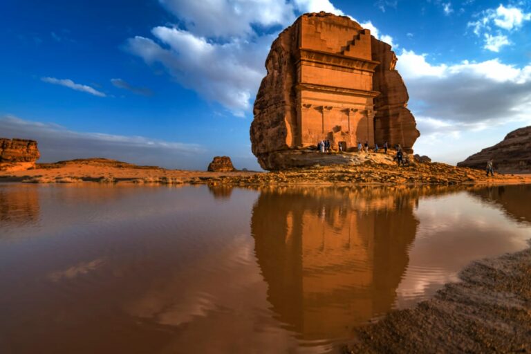 السعودية ترفع الهدف السياحي إلى 150 مليون زائر بحلول 2030