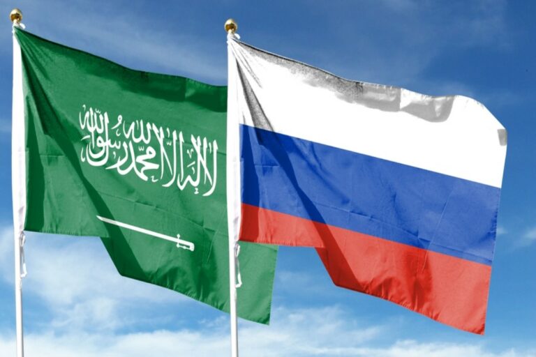 السعودية وروسيا تبحثان التعاون في مجالات الطاقة والاقتصاد