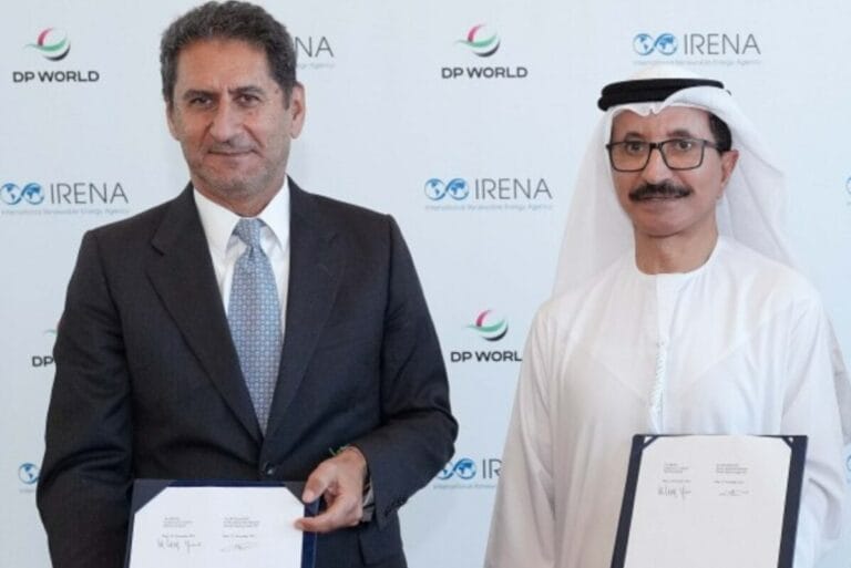 اتفاقية تعاون بين موانئ دبي وإيرينا لتسريع استخدام الطاقة المتجددة والوقود النظيف