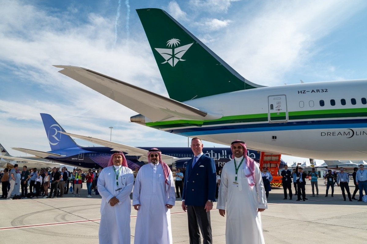 لافتا أنظار العالم.. طيران الرياض يتوِّج بنجاح مشاركته بمعرض دبي للطيران بمجموعة من الاتفاقيات