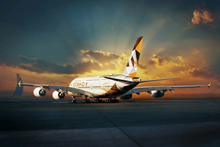 Abu Dhabi's Etihad Airways carries 5.7 million passengers in 4 months